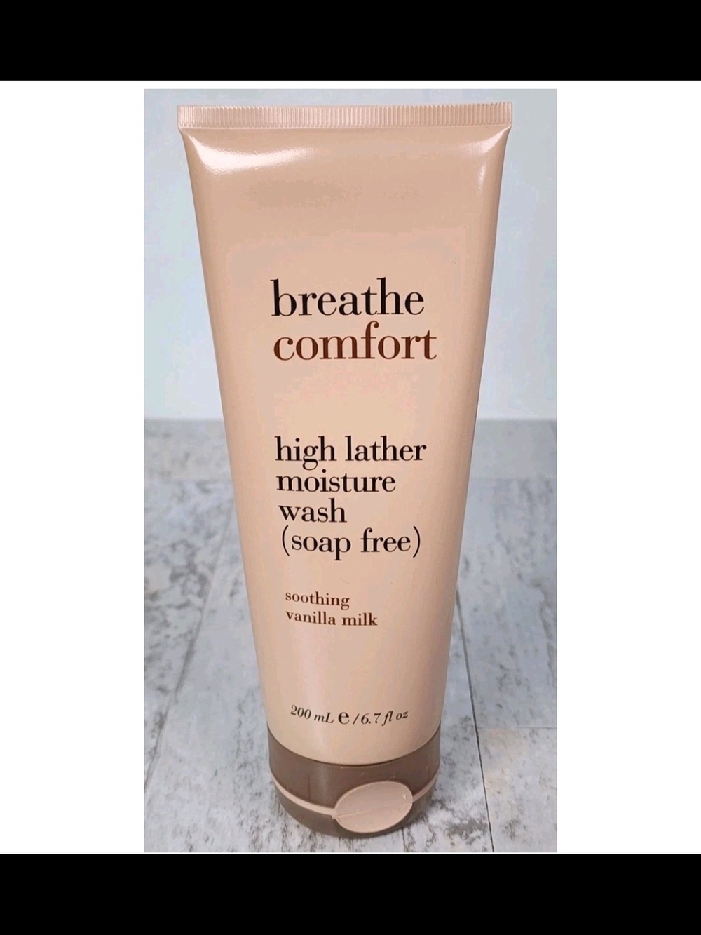 breathe comfort High Lather Moisture Wash - Soothing Vanilla Milk